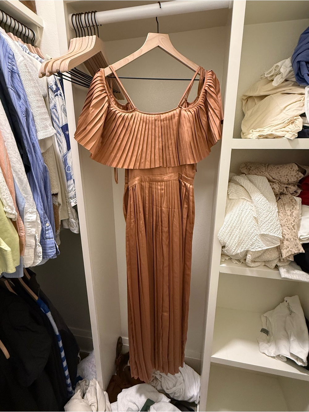 Banana Republic Copper Pleated V-Neck Maxi Dress - Picture 10 of 12